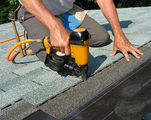 Best Residential Roofing Contractor  in Gladstone, MI